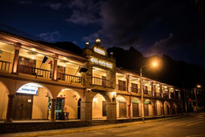 Гостиница Qasana Hotel Plaza Calca  Калька